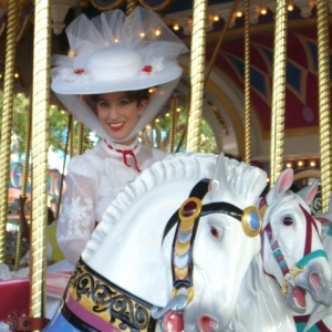 Poppins Carousel