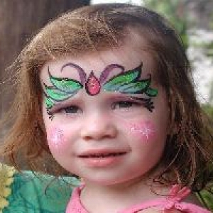 Face Painting: Princess Dot