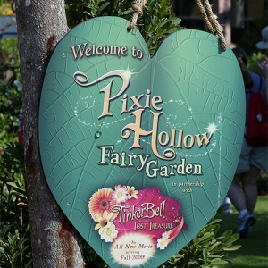 Pixie Hollow F&G sign
