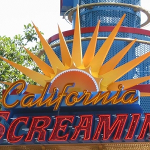 California Screamin' Sign