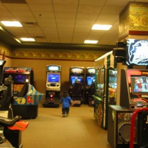 Grizzly Game Arcade