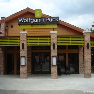 Wolfgang-Puck-Express01
