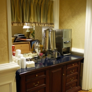 BWI Innkeepers Lounge Coffee Station