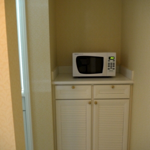 Microwave in kitchenette