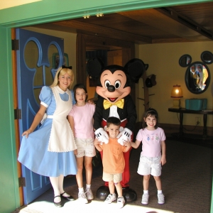 Kids with Mickey & Alice