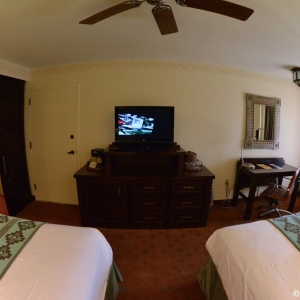 Coronado-Springs-Room-003