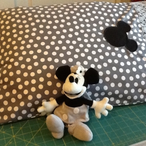 Travel Pillow Minnie Mouse