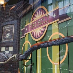 WDWINFO-Universal-Diagon-Alley-Harry-Potter-Quality-Quidditch-005