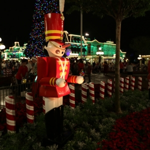 Mickeys-Very-Merry-Christmas-Party-2015-201