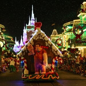 Mickeys-Very-Merry-Christmas-Party-2015-222