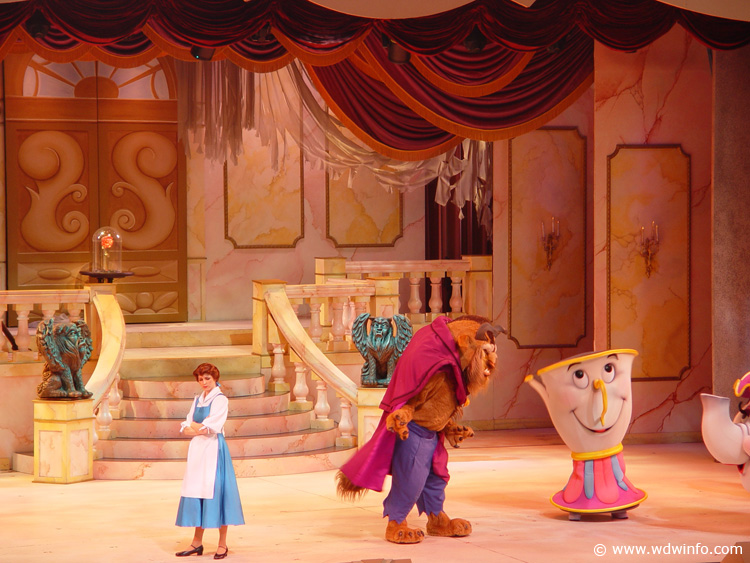 Beauty_and_the_Beast_Stage_Show_13