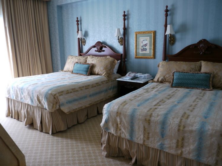 Beds in second bedroom