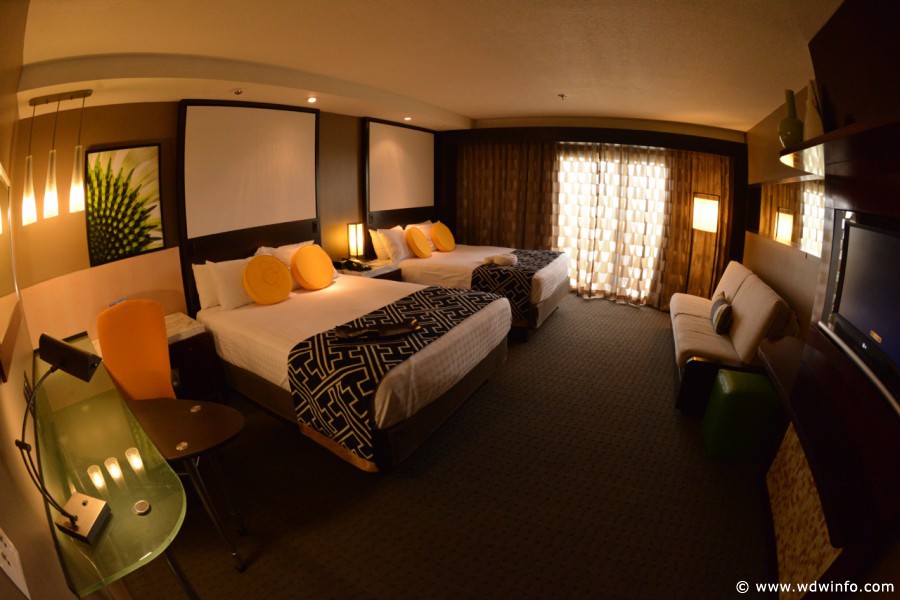 Contemporary-Resort-Room-004