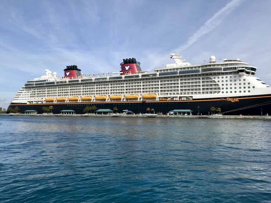 Disney-Dream-Ship-001