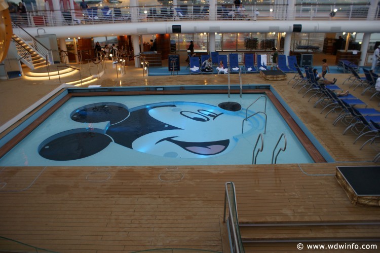 Disney_Dream_Cruise_Ship_042
