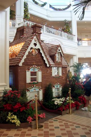 Gingerbread house at the Grand Floridian.