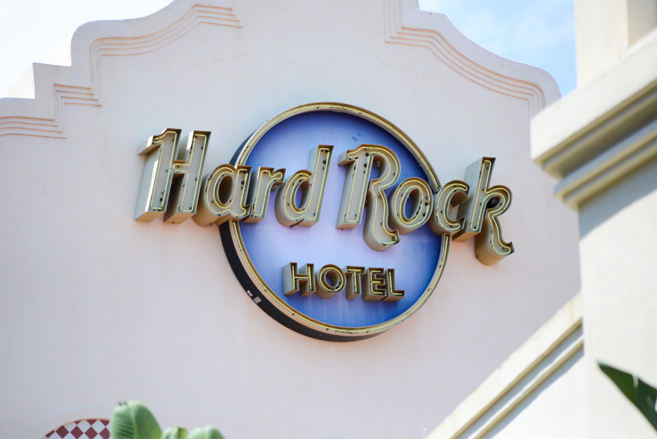 Hard-Rock-Hotel-250
