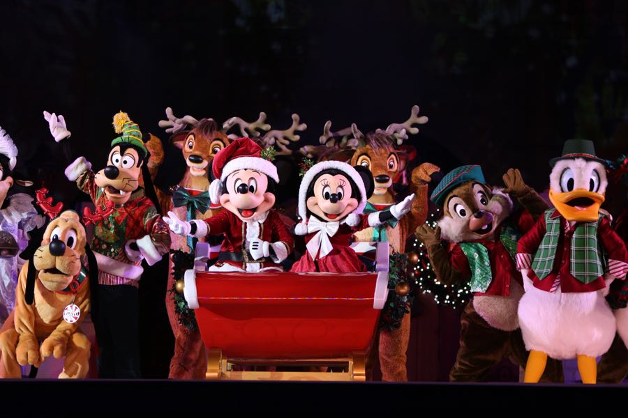 Mickeys-very-merry-christmas-party-2016-045