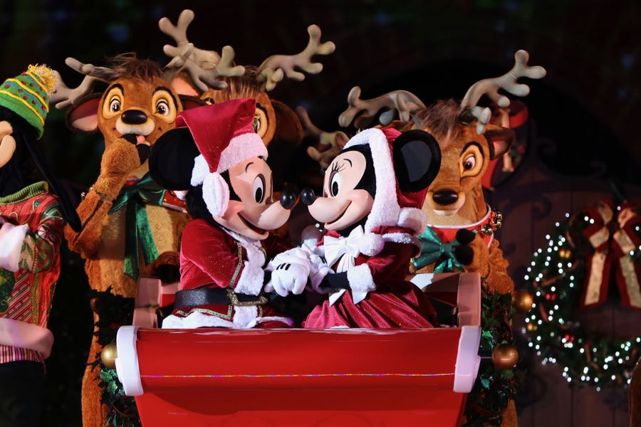 Mickeys-very-merry-christmas-party-2016-047