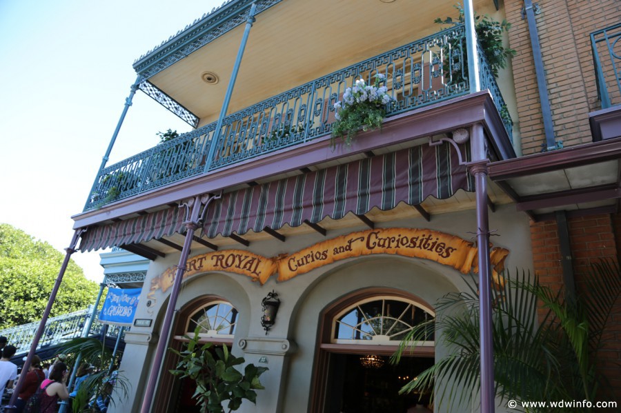 New-Orleans-Square-029