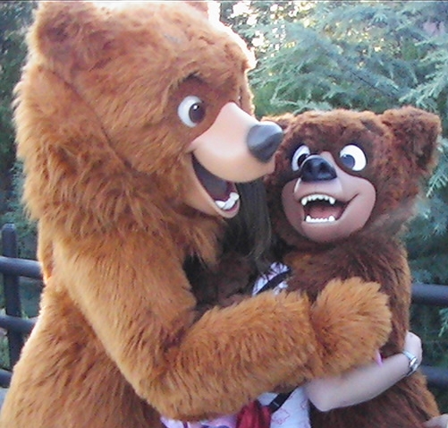 Now that's a real bear hug.