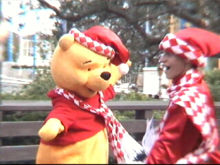 Pooh - Christmas Parade 2004