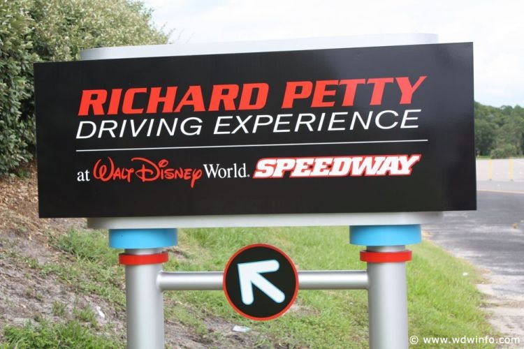 Richard-Petty-Driving-Experience-171