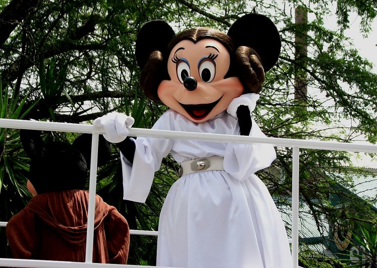 Star Wars Weekends: Princess Leia Minnie Mouse