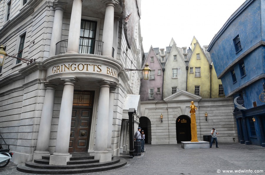 WDWINFO-Universal-Diagon-Alley-Harry-Potter-Escape-From-Gringotts-006