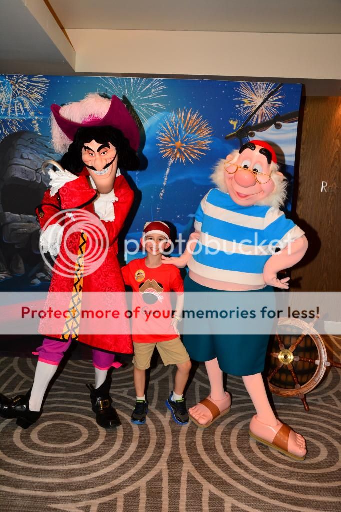 PhotoPass_Visiting_Disneys_Contemporary_Resort_7167468923.jpg