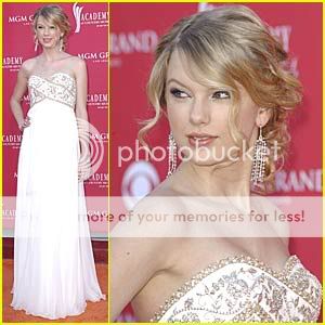 taylor-swift-country-music-awards.jpg