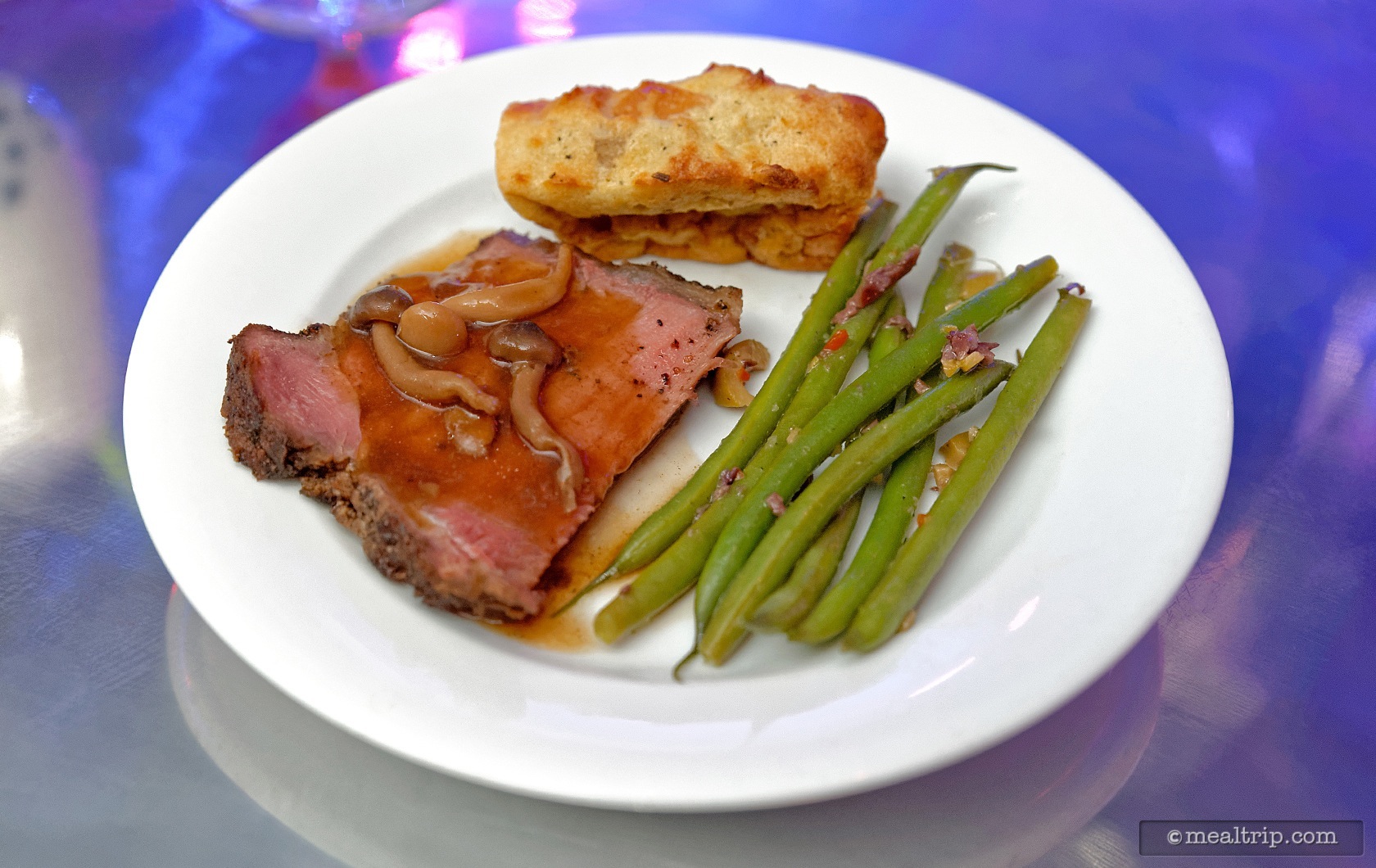 club-villain-food-black-iron-beef-plate.jpg