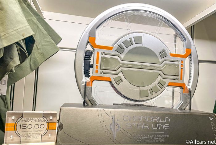 chandrila-star-line-exclusive-legacy-shield-The-Chandrila-Collection-merchandise-store-2022-wdw-galactic-starcruiser-star-wars-hotel-media-preview-700x473.jpg