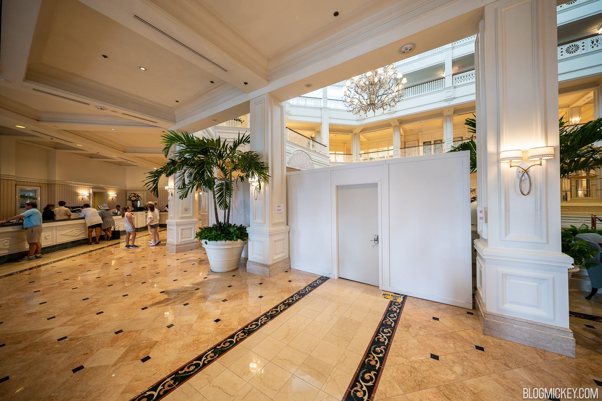 grand-floridian-resort-lobby-refurbishment-06122023-2.jpg