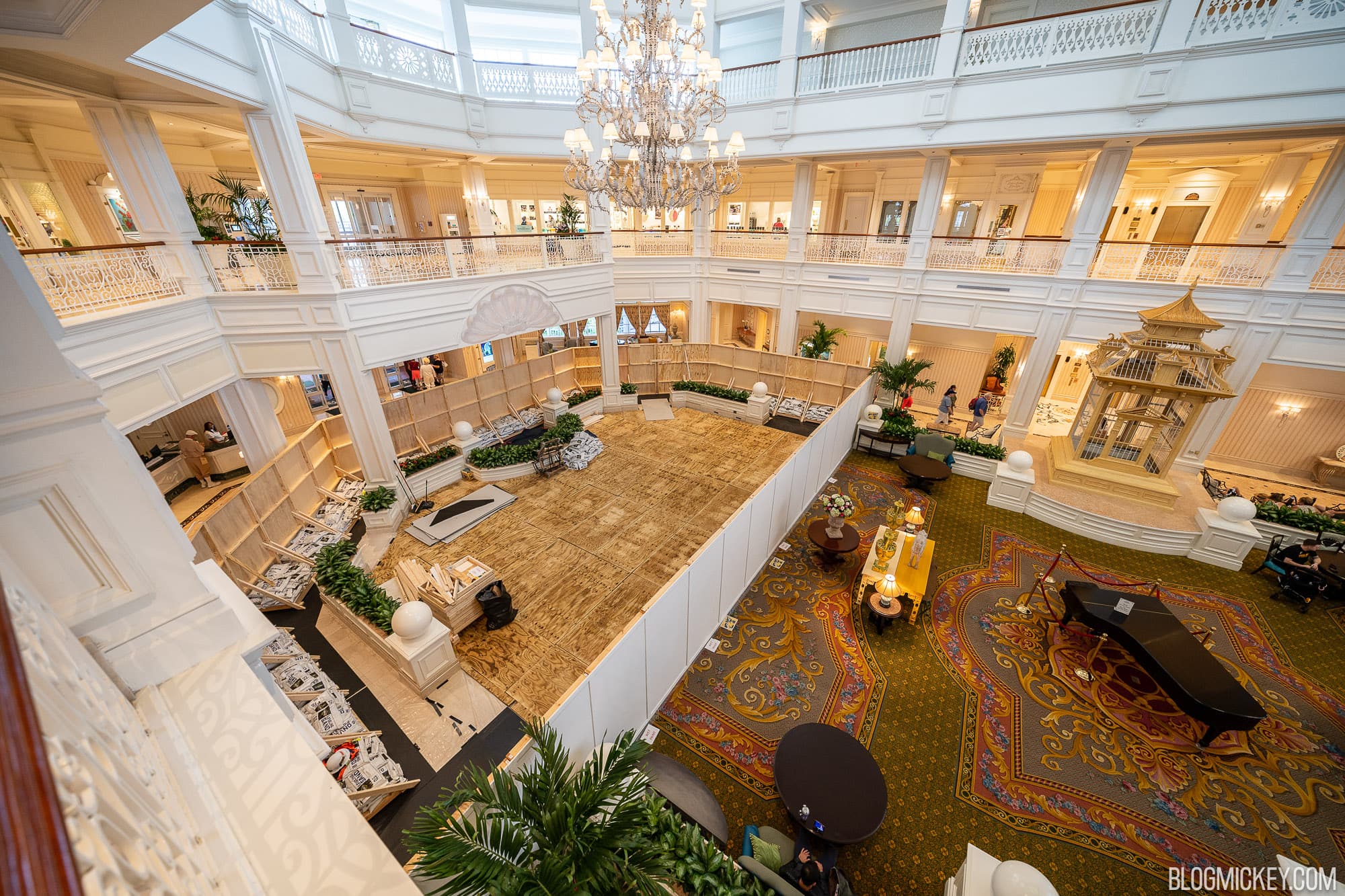 grand-floridian-resort-lobby-refurbishment-06122023-4.jpg