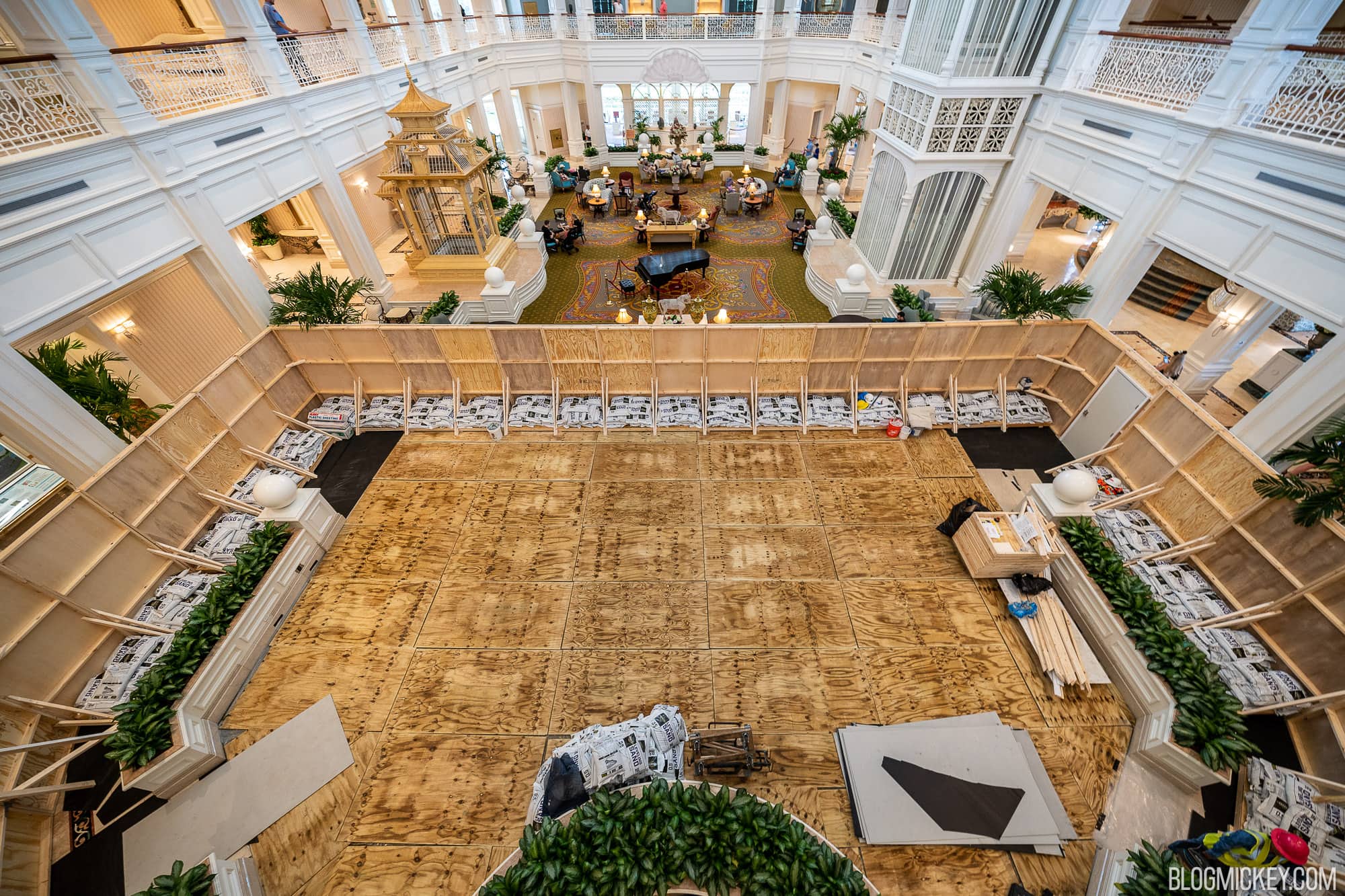 grand-floridian-resort-lobby-refurbishment-06122023-5.jpg