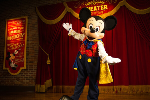 mickey-mouse-town-square-theater-12122.jpg