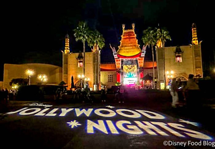 2023-wdw-dhs-jollywood-nights-atmo-sign-chinese-theater-700x487.jpg